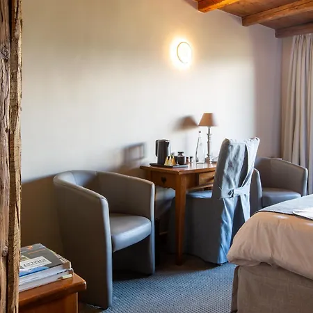 Hotel & Merilys