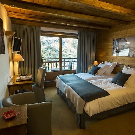 & Le Mérilys Hotel