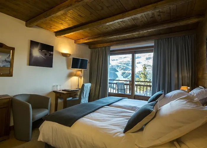 Hotel & Merilys 3*